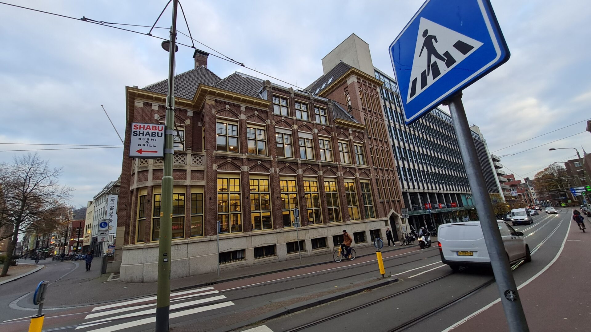 Shabu Shabu of het Nutsgebouw, dag 694