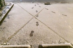 024-2025-01-05 1mm sneeuw