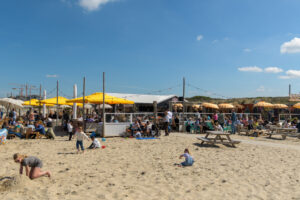 044-2023-04-30 Strand