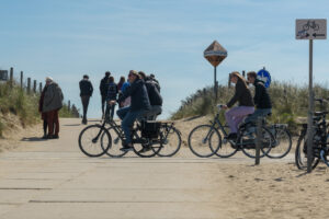 047-2023-04-30 Strand