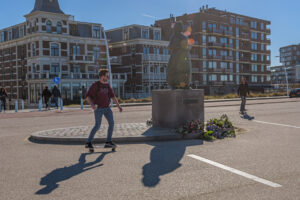 077-2022-02-27 Strand en zee