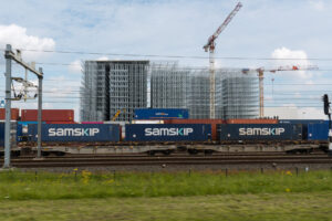 027-2021-05-13 Industrie
