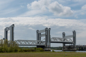 109-2021-05-13 Industrie