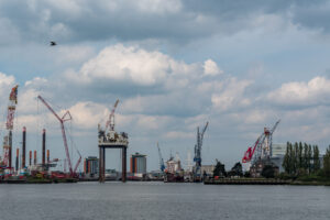 132-2021-05-13 Industrie