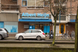 005-2020-03-10 Toerist in Houtwijk