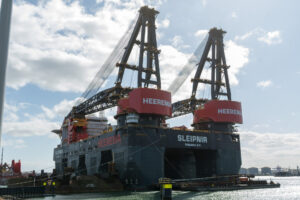 009-2020-03-29 Heerema Sleipnir
