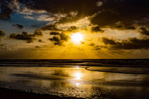 011-2021-08-26 Zononder op het strand