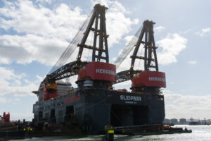013-2020-03-29 Heerema Sleipnir