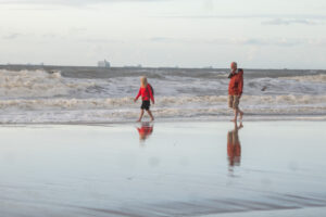 020-2021-08-26 Zononder op het strand