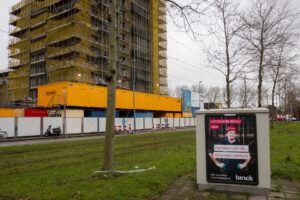 028-2020-03-10 Toerist in Houtwijk