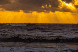 028-2021-08-26 Zononder op het strand