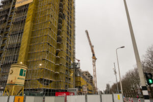029-2020-03-10 Toerist in Houtwijk