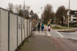 030-2020-03-10 Toerist in Houtwijk