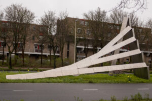 043-2020-03-10 Toerist in Houtwijk