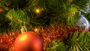 2021-12-19 Kerstballen - 20211219-3106-213158