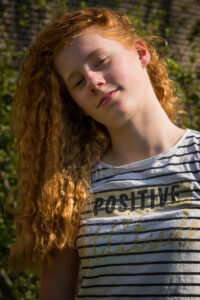 015-2019-04-19 Lara