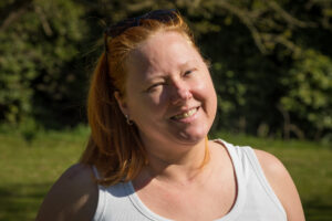 043-2019-04-19 Lara