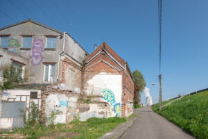 051-2018-04-21 By by Doel