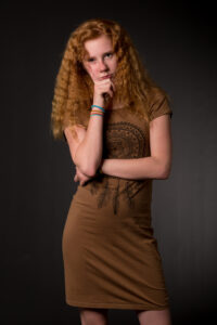 078-2019-04-19 Lara