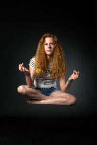 089-2019-04-19 Lara