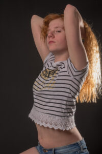 090-2019-04-19 Lara