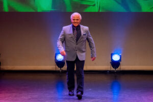 095-2018-06-17 Mr. Senior verkiezing
