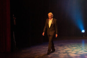 126-2018-06-17 Mr. Senior verkiezing