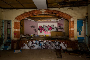 004-2016-01-31 Doel en Carnaval Graveyard