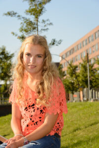 009-2016-08-16 Floor Mode op straat