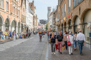 045-2017-08-26 Brugge eo met Iris
