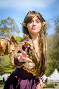 053-2017-04-30 Elfia