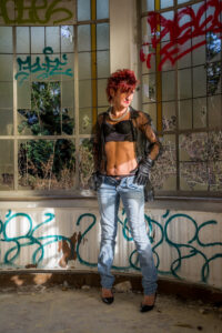 058-Serie 3 - Jeans en Zwate Blouse
