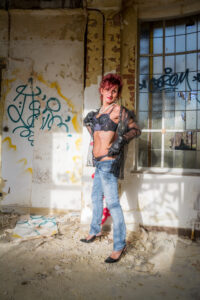 062-Serie 3 - Jeans en Zwate Blouse