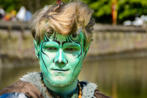 072-2017-04-30 Elfia