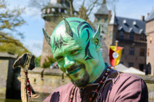 073-2017-04-30 Elfia