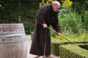 002-2014-07-13 Archeon