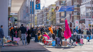 008-2015-04-27 Koningsdag Leyweg eo