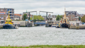 055-2015-08-15 Landtong
