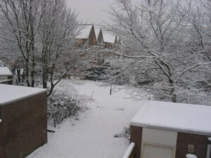 008-2005-03-02 Sneeuw
