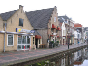 042-2005-04-26 Koken met collega's
