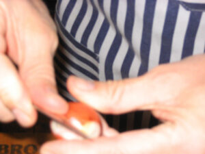 063-2005-04-26 Koken met collega's
