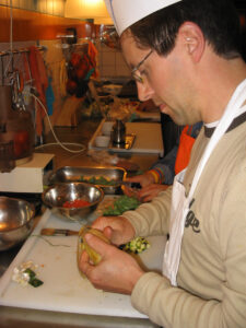 071-2005-04-26 Koken met collega's