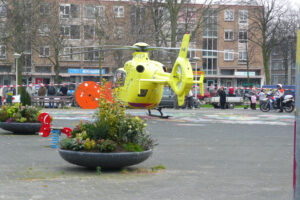 072-2008-03-15 Tuin en Heli op de Leyweg