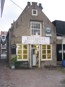 092-2005-04-26 Koken met collega's