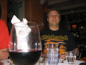 107-2005-04-26 Koken met collega's