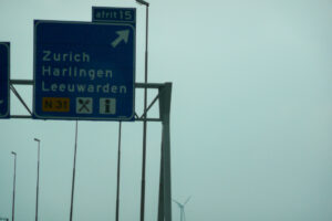 127-2007-08-18 Afsluitdijk en op visite in Leeuwarden