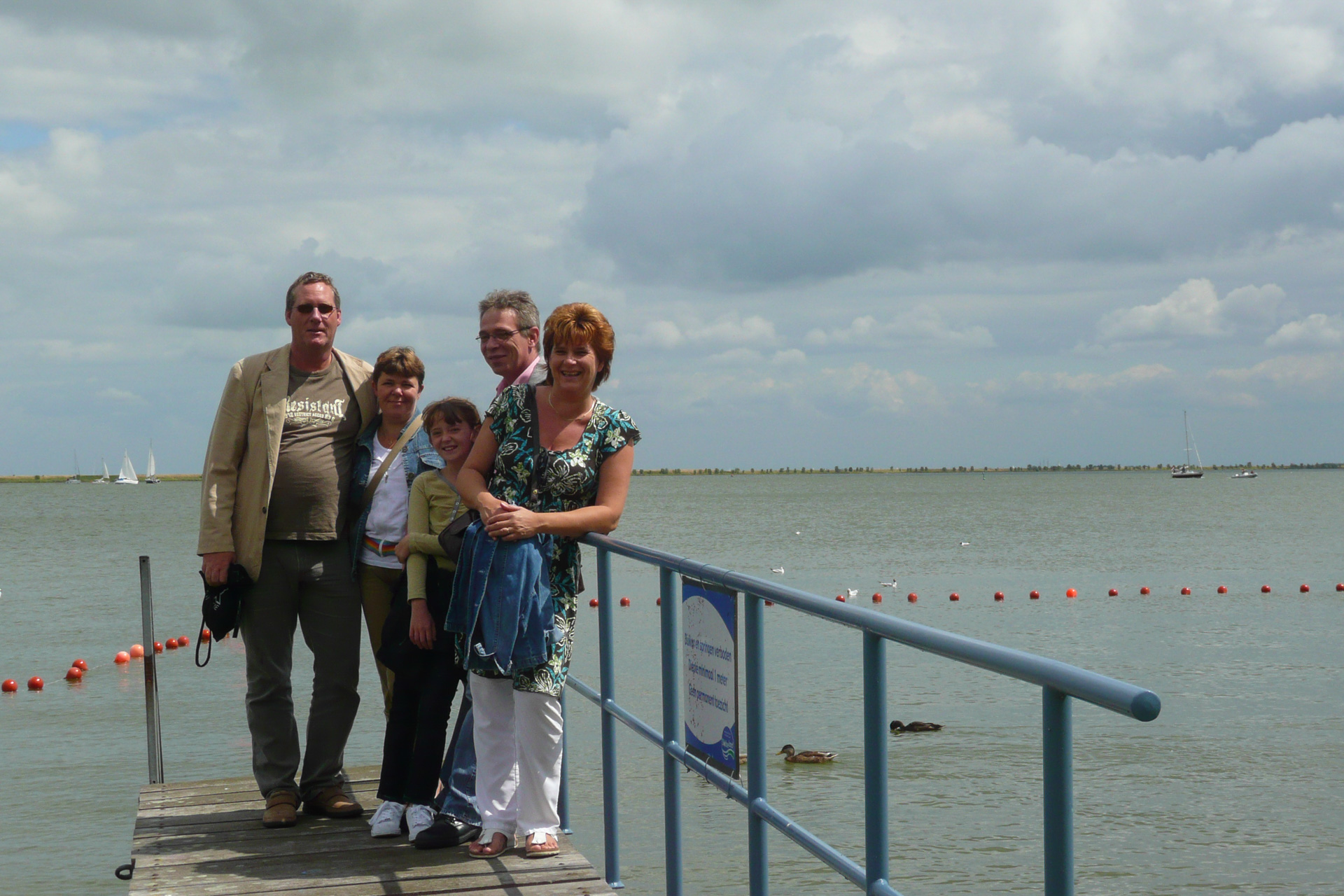 Palinkje eten in Volendam