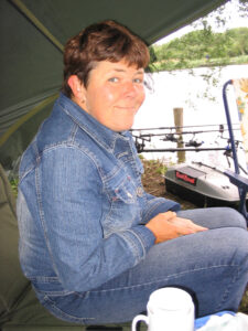 327-2005-06-04 Carpmania