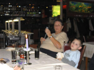 405-2004-11-27 Guus en Wil 45 jaar getrouwd
