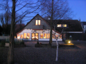499-2004-12-26 Kerst Plashuis